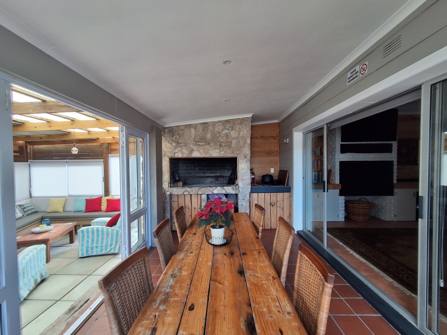 4 Bedroom Property for Sale in Stilbaai Wes Western Cape